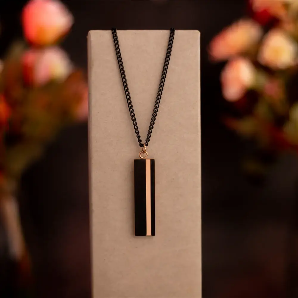 Cardinal Locket For Men : ETCH003