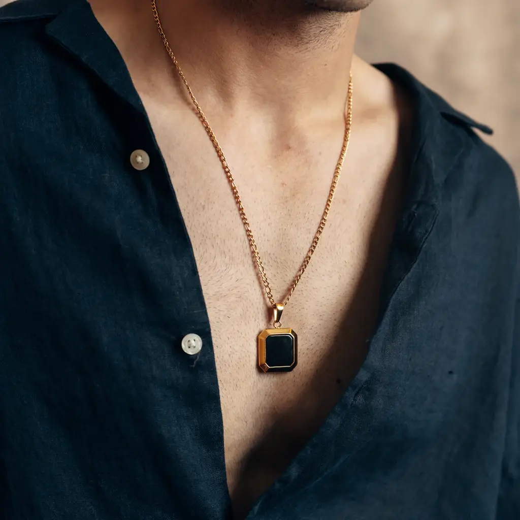 Goliath  Locket For Men : ETCH010