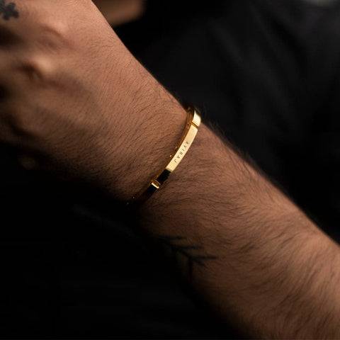 Personalised Zeus Kada : ETCH045