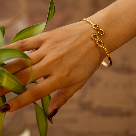 Personalised Hattori Bracelet : ETCH057