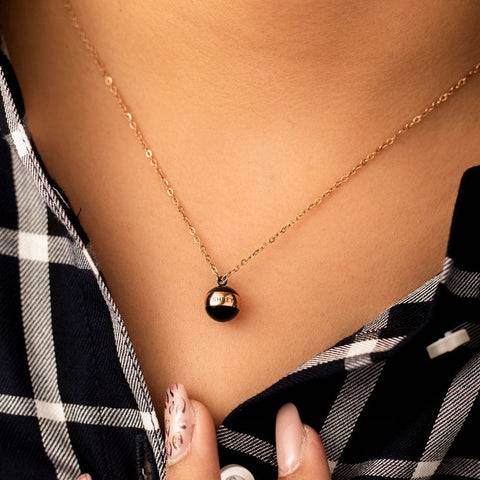 Personalised Orb Pendant : ETCH075