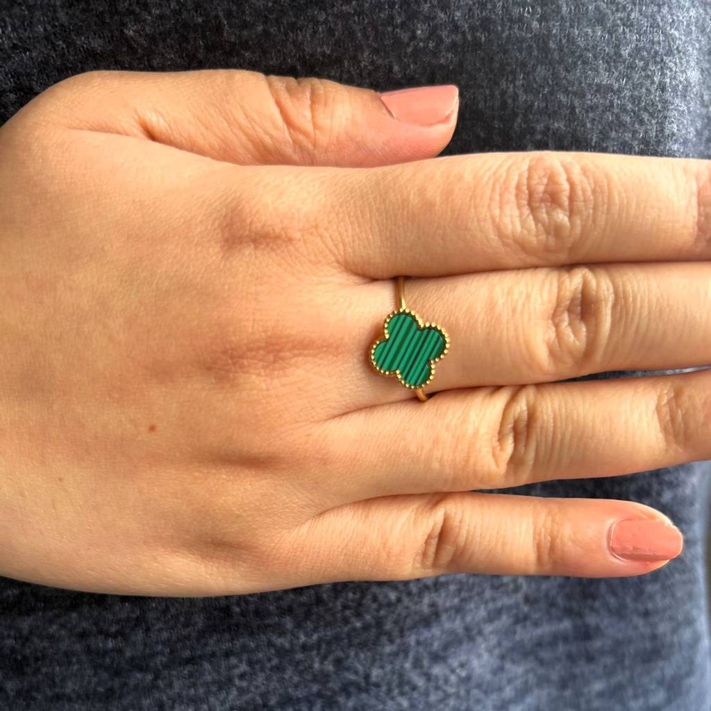Emerald Clover Ring : EmeraldCloverRing-LT-RG-SG-07