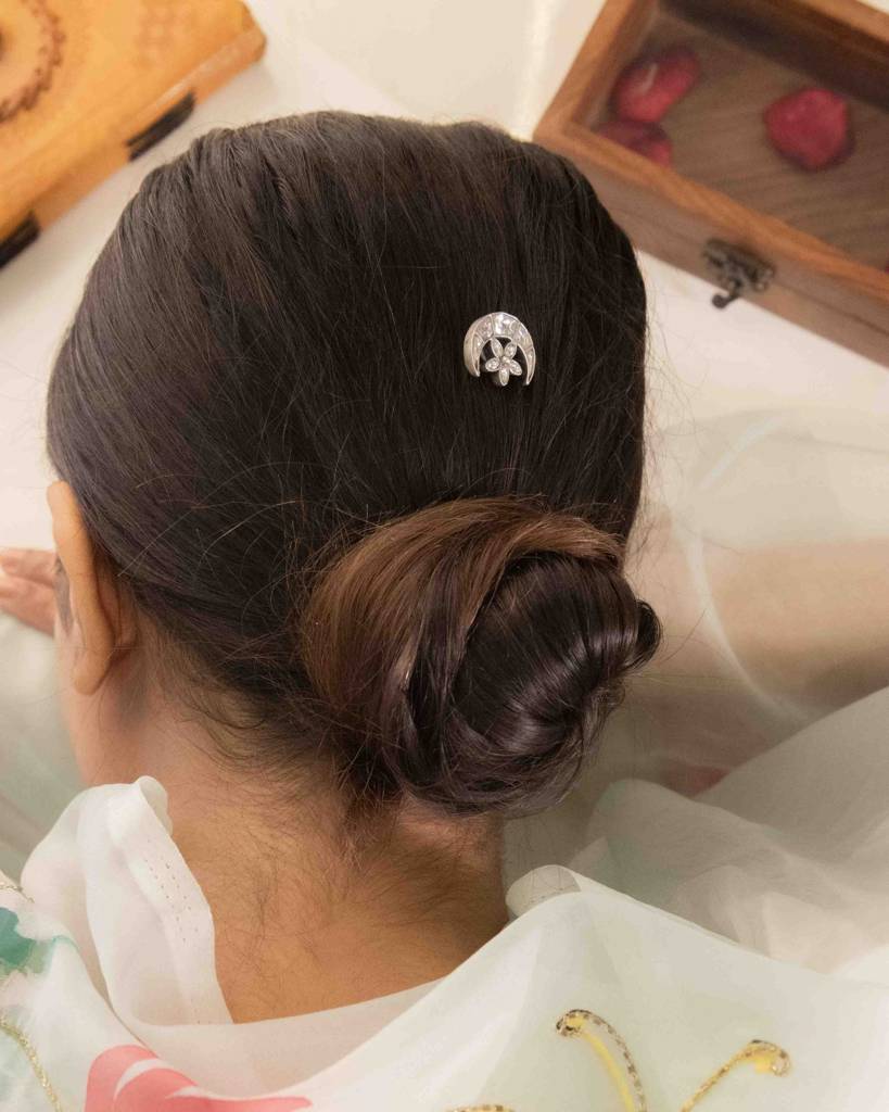 Essence Kundan Chaand Phool Juda Pin : SJ26