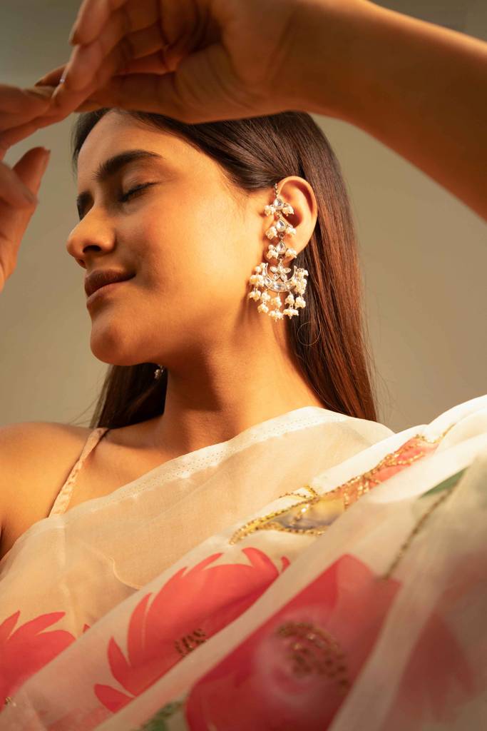 Essence Kundan Chaand Phool Pearl Drop Earchain Statement Earring : SE1725