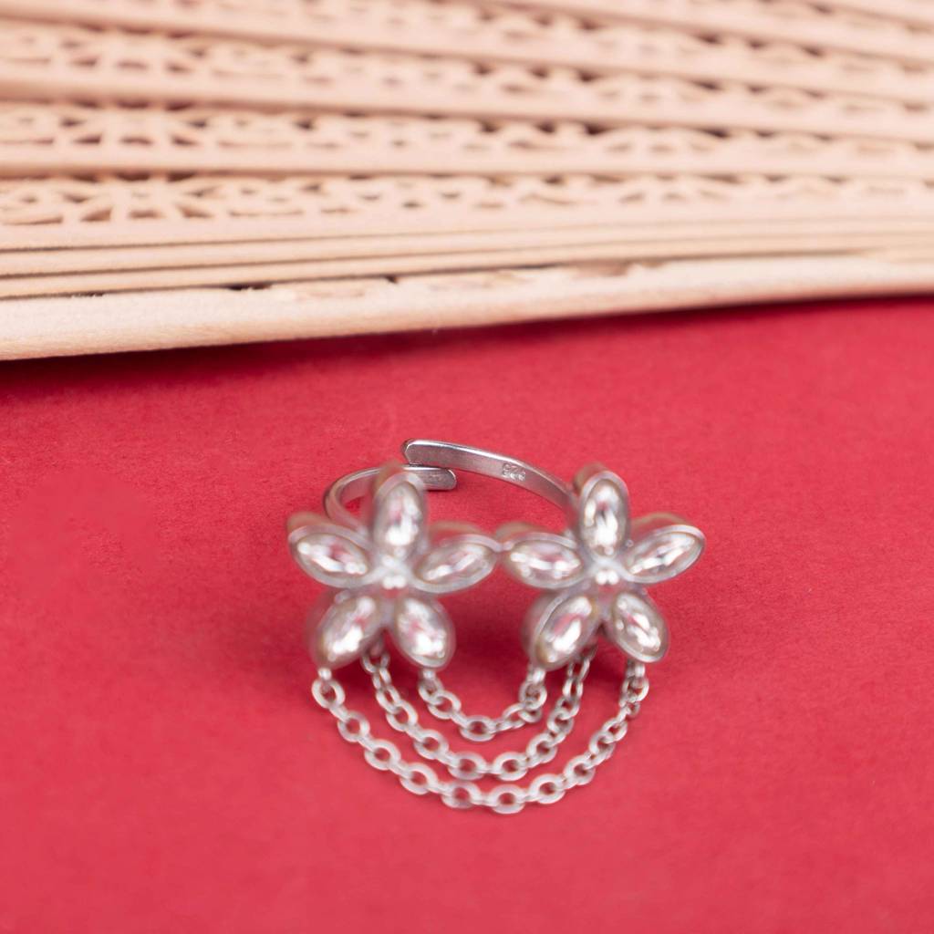 Essence Kundan Flower Chain Drop Ring : SR1325