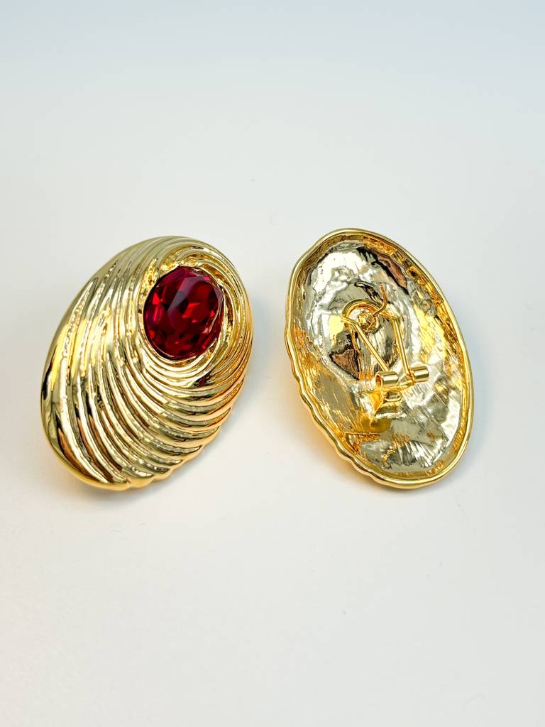 Vintage Charm Red And Gold Shell Earrings : E0028