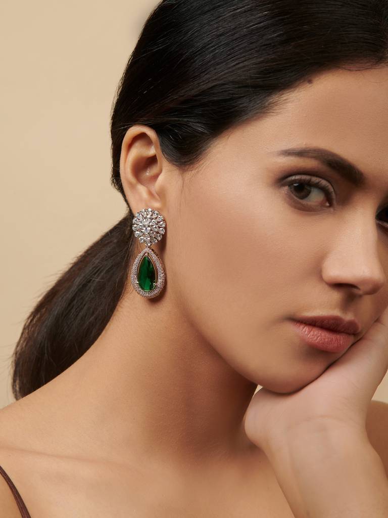 Diamante Emerald Green Drop Earrings : FEC135