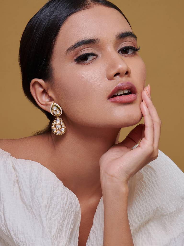 Miera Kundan And Gold Plated Drop Earrings : FEE200