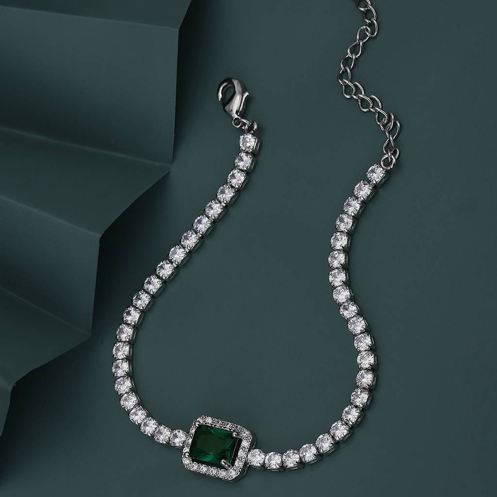 Carlton London Women Rhodium-Plated Brass Cubic Zirconia Premium Charm Bracelet : FJB4177