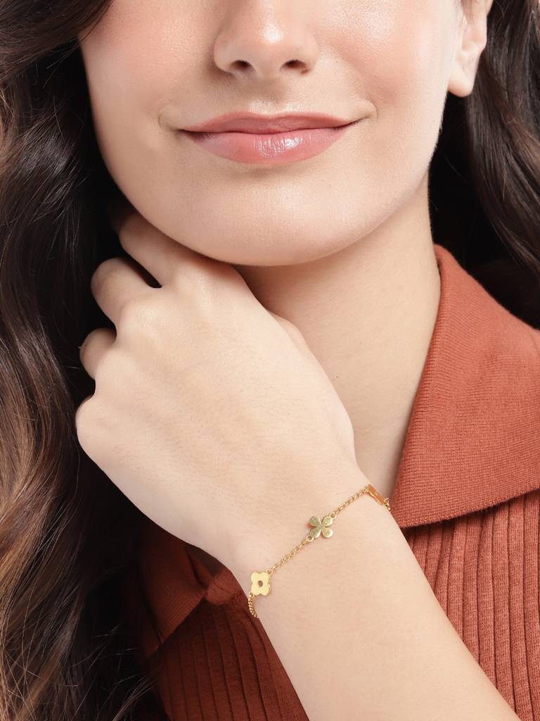 Carlton London 18Kt Gold Plated Floral Charm Bracelet : FJB4957