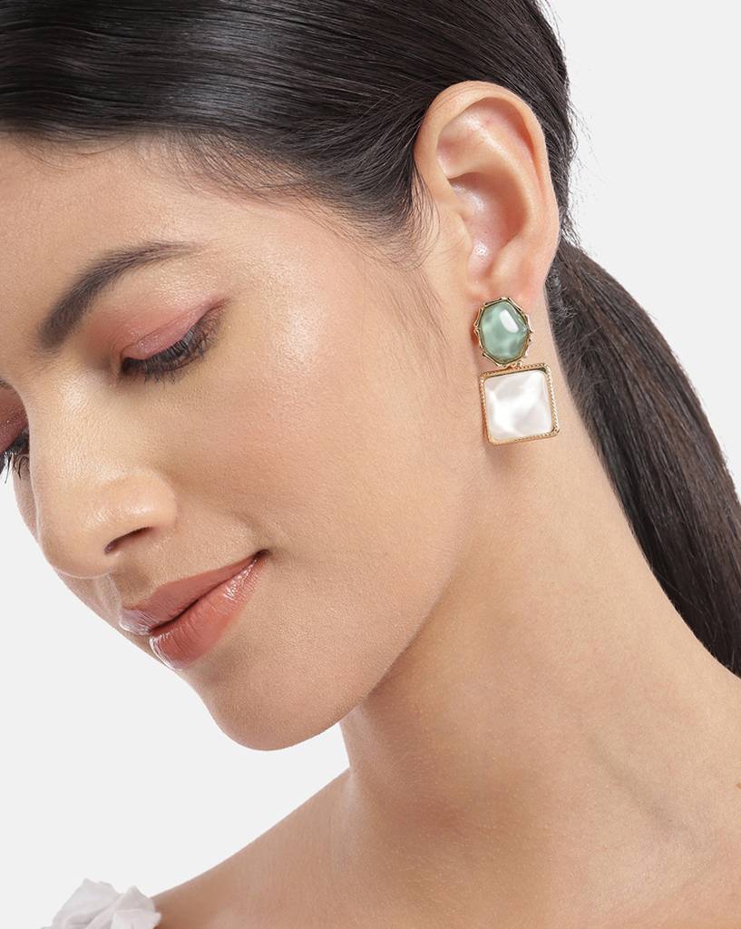 Carlton London Women Gold-Plated Stone Studded Drop Earrings : FJE4589