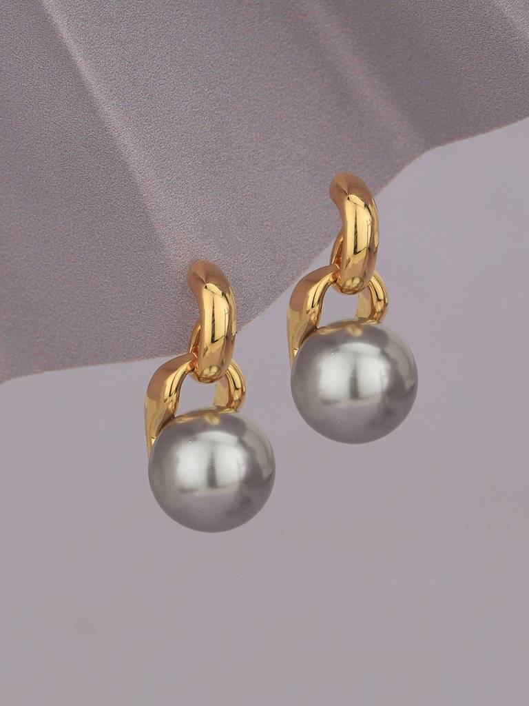 Gold-Plated Pearl Circular Drop Earrings : FJE4747