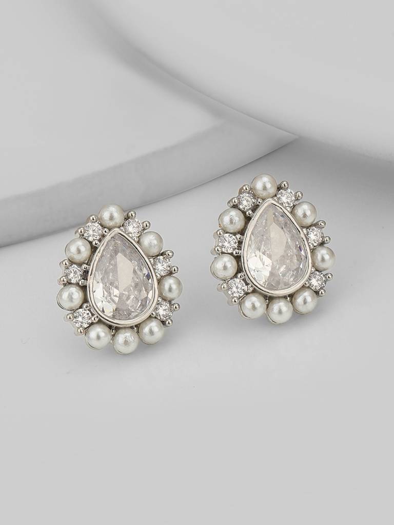 Silver-Plated Cz Teardrop Shaped Studs : FJE4753