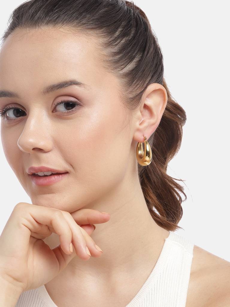 Gold-Plated Oval Hoop Earrings : FJE4871