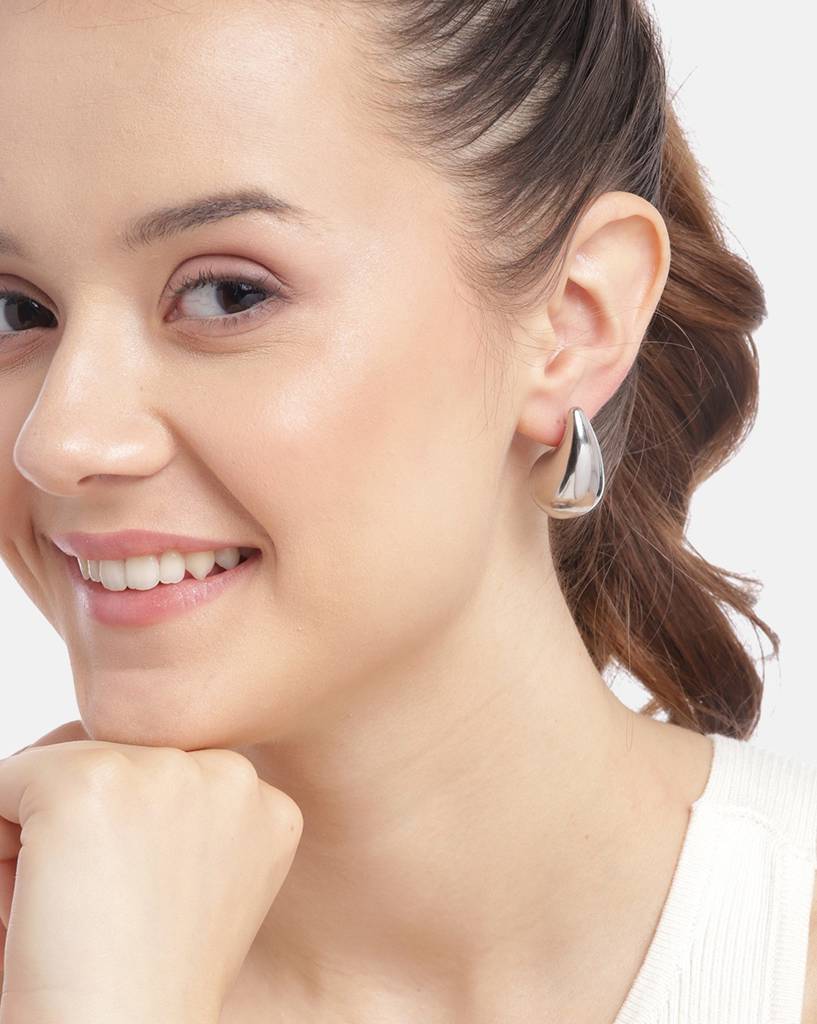 Carlton London Silver-Plated Contemporary Stainless Steel Studs : FJE4875