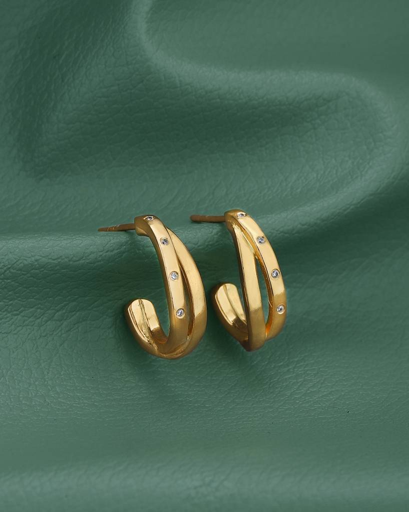 Carlton London 18Kt Gold-Plated Cubic Zirconia-Studded Contemporary Half Hoop Earrings : FJE4982