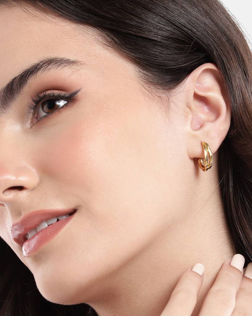 Carlton London 18Kt Gold-Plated Cubic Zirconia-Studded Contemporary Half Hoop Earrings : FJE4982
