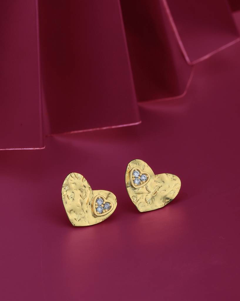 Carlton London 18Kt Gold Plated With Cz Studded Textured Heart Shaped Studs : FJE5030