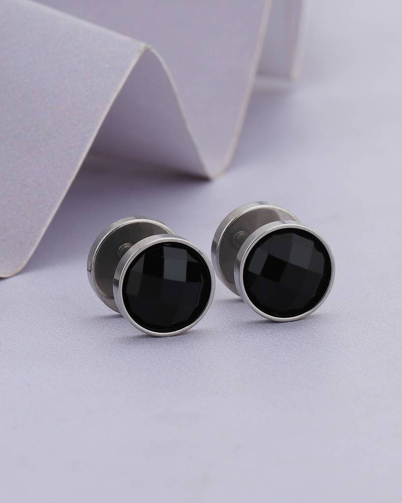 Carlton London Men Silver Plated Stainless Steel Cz Fancy Studs : FJME4849