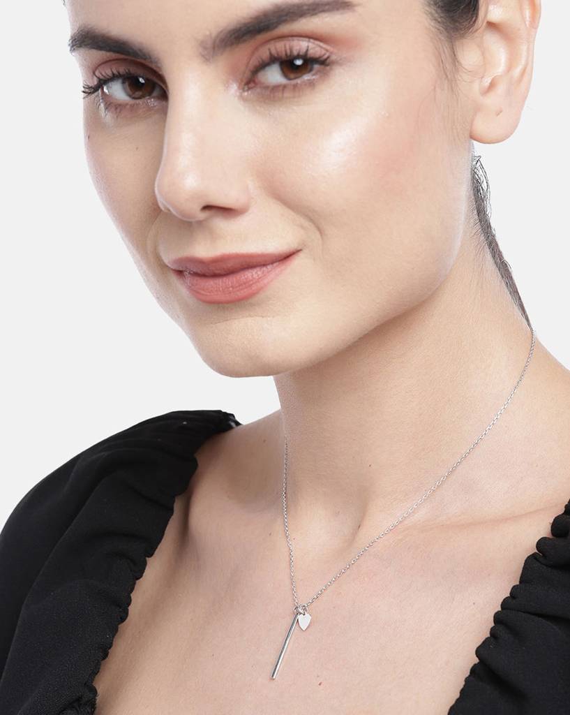 Carlton London Silver-Toned Brass Rhodium-Plated Necklace : FJN3765