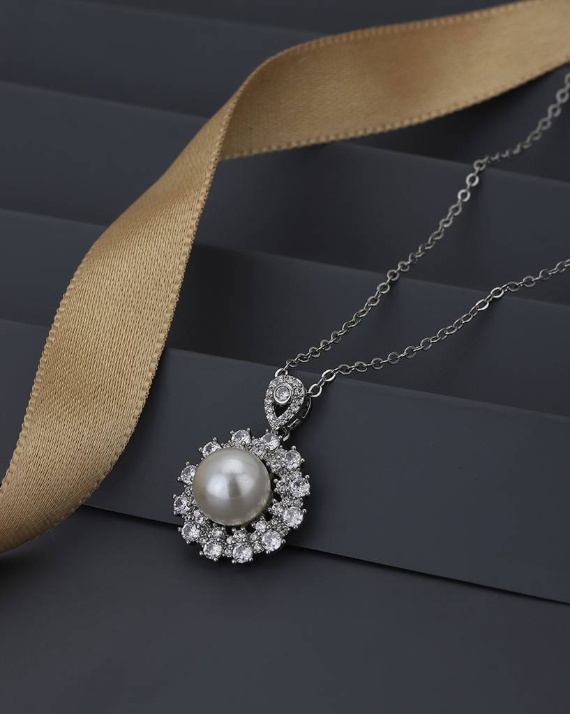 Carlton London Premium Rhodium-Plated Pearl Studded Pendant : FJN4173