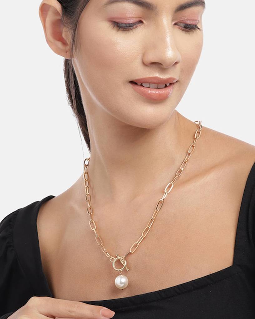 Carlton London Women Rose Gold-Plated Pearls Necklace : FJN4470