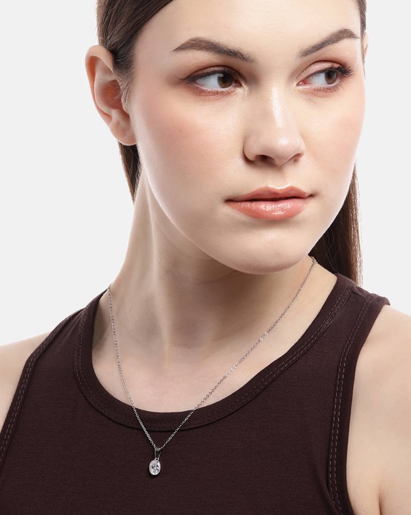 Carlton London Rhodium-Plated Oval Pendant With Chain : FJN4624