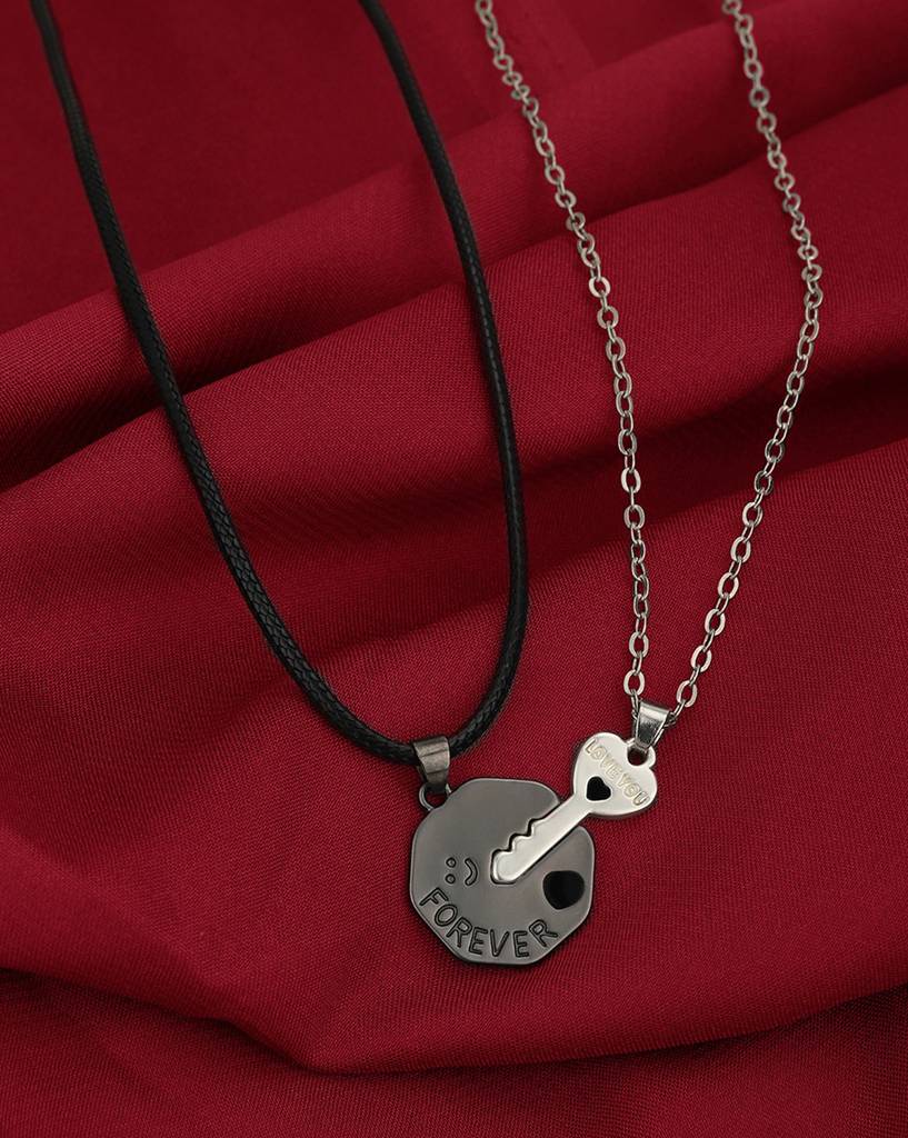 Carlton London Set Of 2 Silver-Plated Contemporary Pendants With Chains : FJN4760