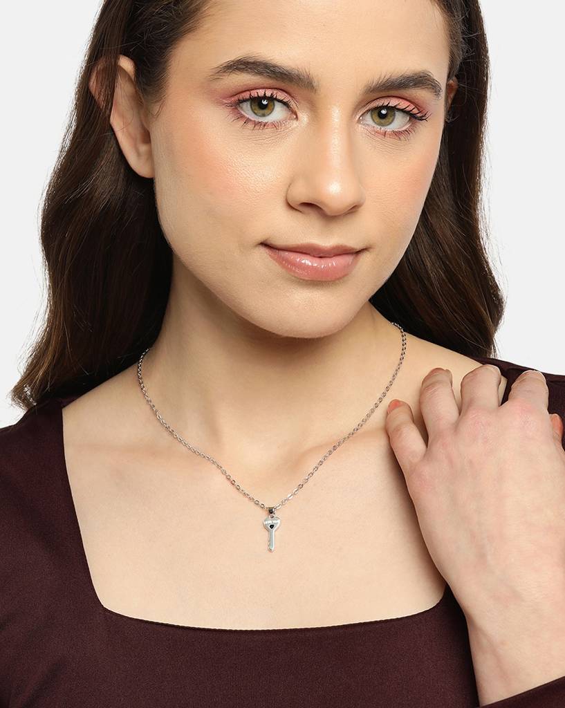 Carlton London Set Of 2 Silver-Plated Contemporary Pendants With Chains : FJN4760