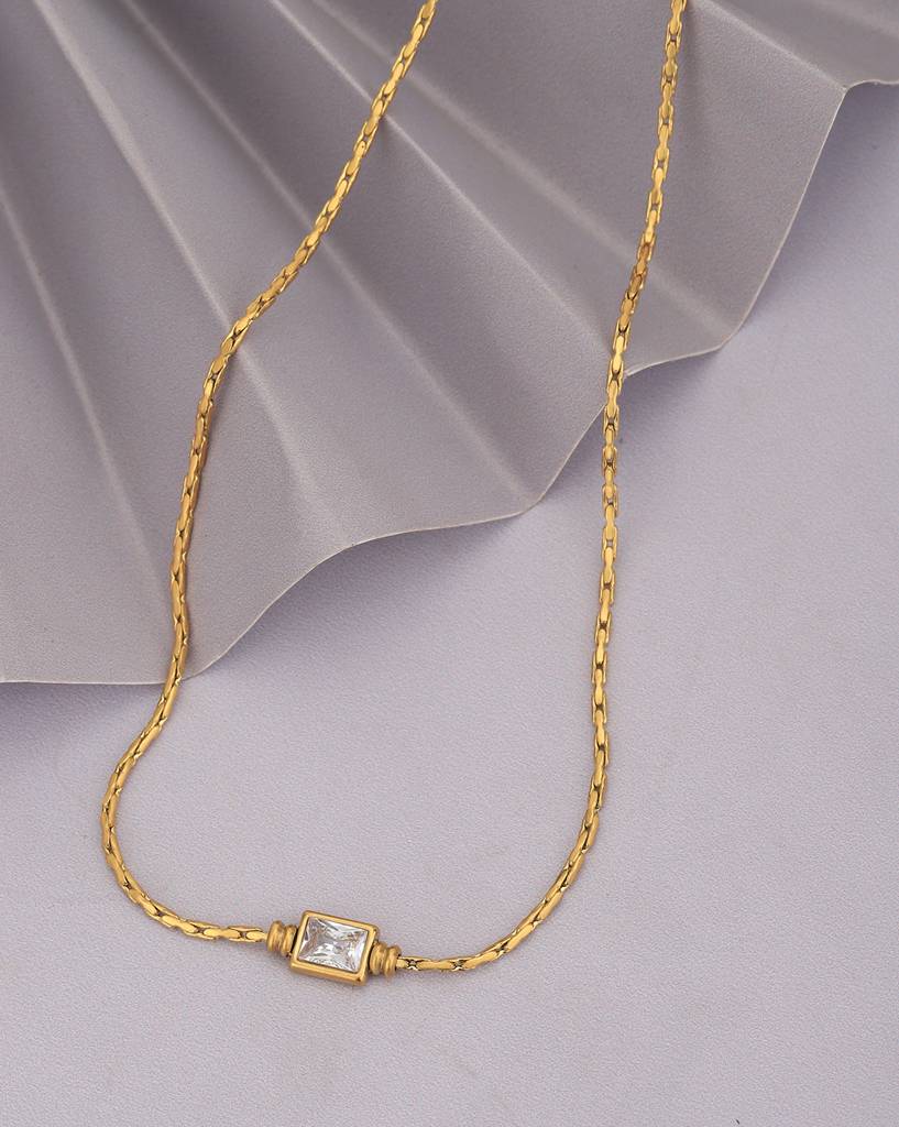 Carlton London Gold-Plated Crystals Necklace : FJN4773