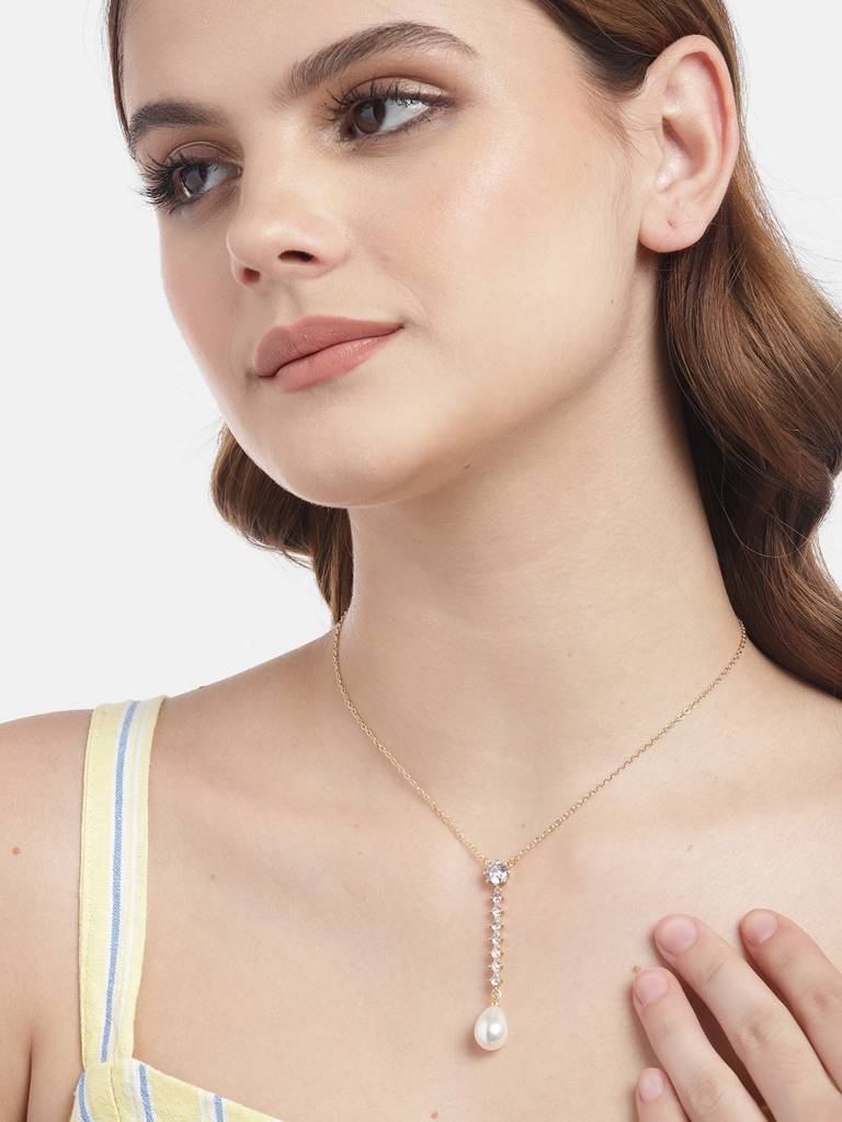 Premium Gold-Plated Pearl Necklace : FJN4776