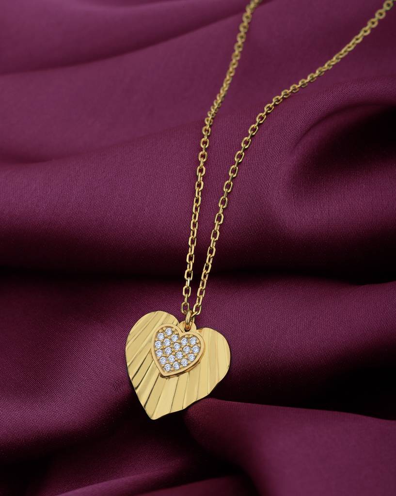 Carlton London 18Kt Gold Plated With Cubic Zirconia Studded Heart Pendant And Chain : FJN5027