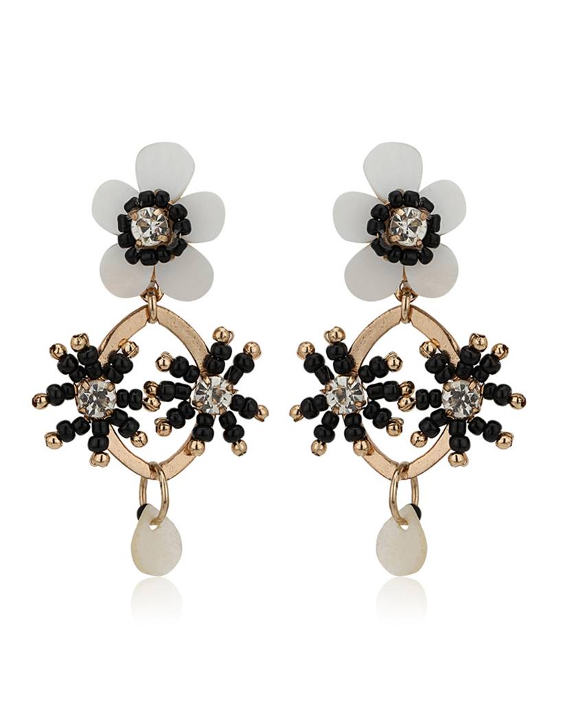 Rose Gold Plated Floral Necklace With Earrings : FJS2934