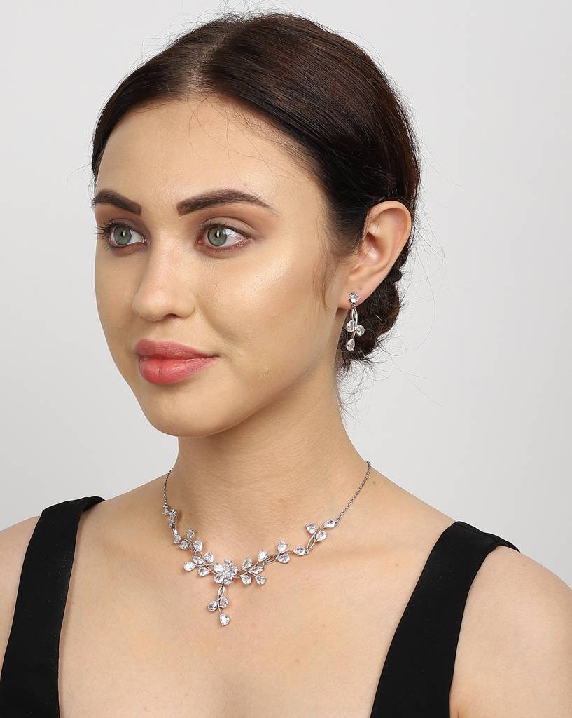 Carlton London Women Silver-Toned Rhodium-Plated Handcrafted Cz-Studded Jewellery Set : FJS3184