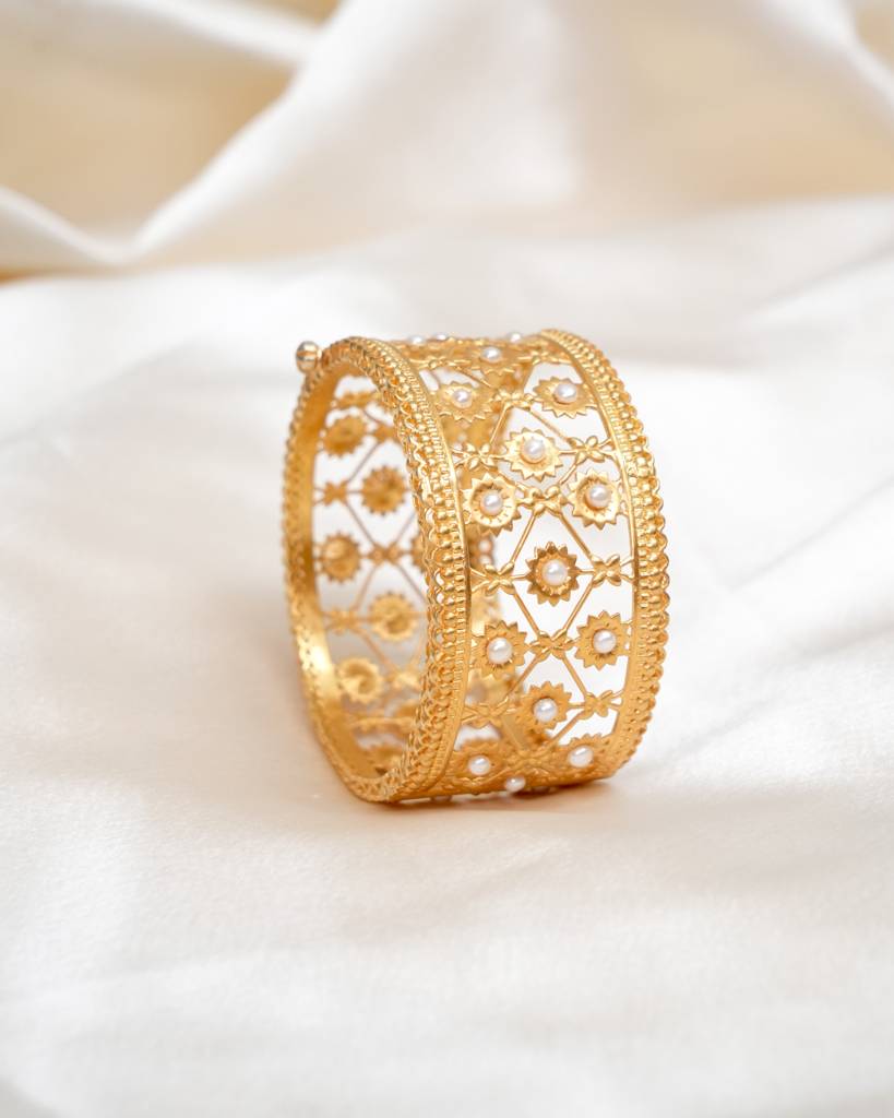 Mirasol Bracelet : FLR-WR-02