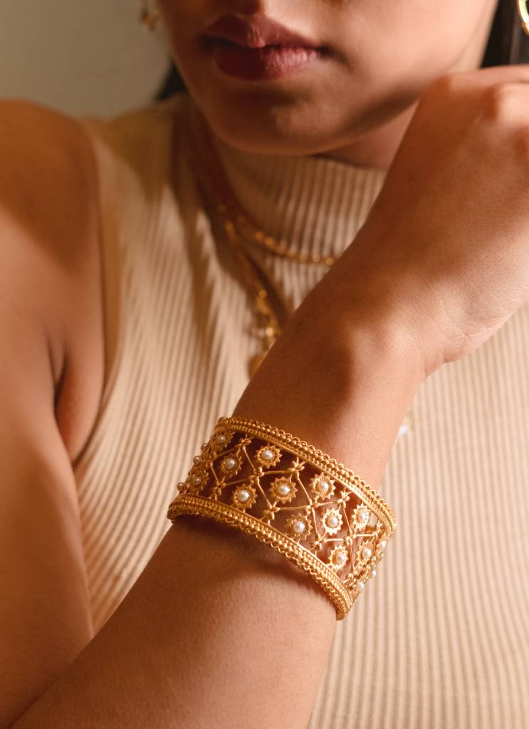 Mirasol Bracelet : FLR-WR-02