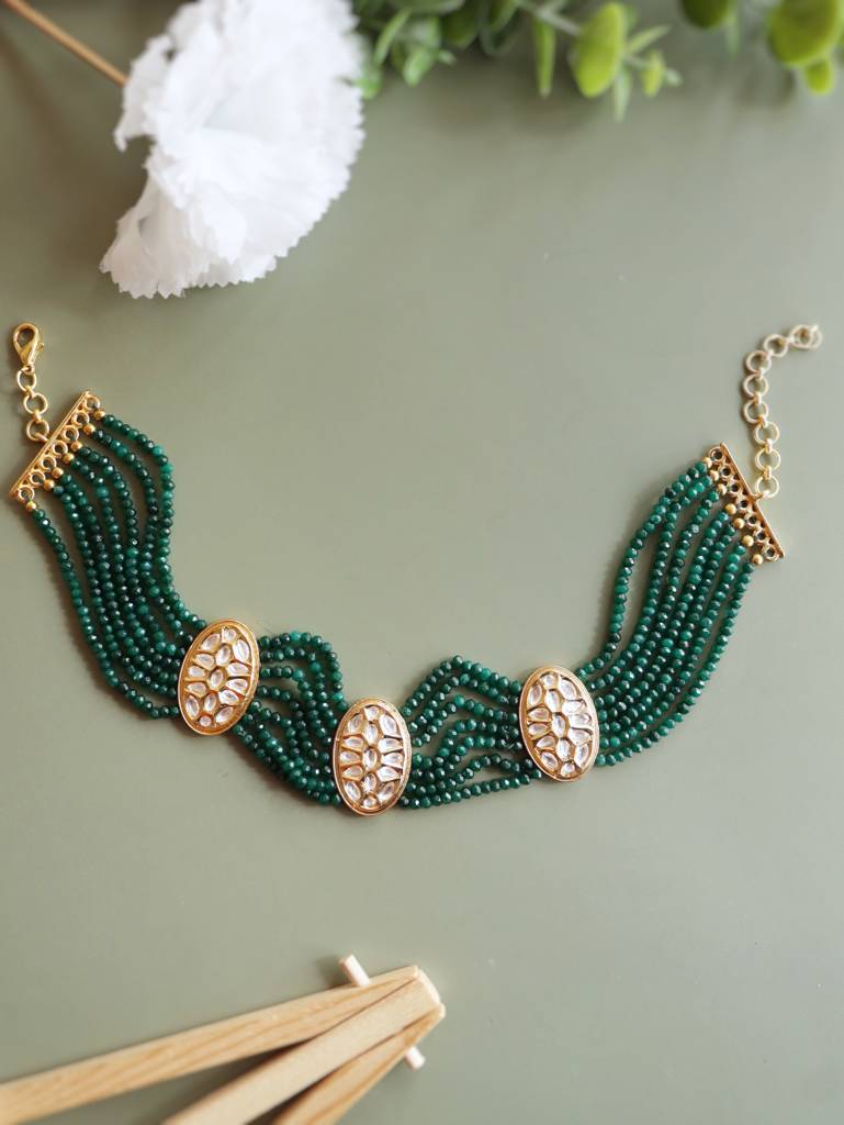 Meira Green Stones And Kundan Choker : FNE106