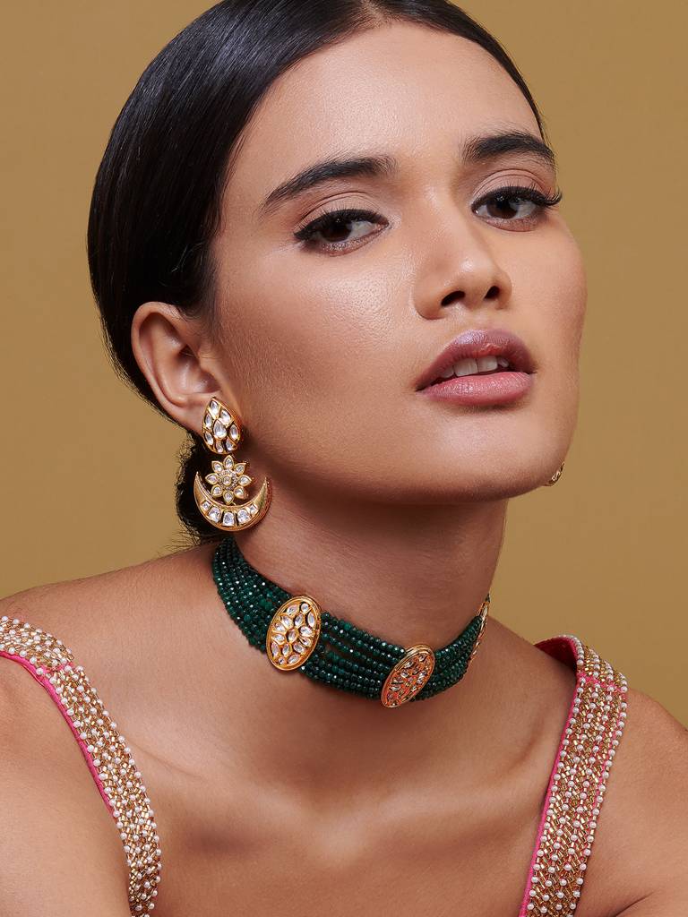 Meira Green Coloured Stones Embellished With Kundan Choker Necklace Set : FNS18