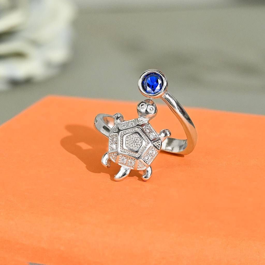 Pentagon Silver Tortoise Ring : FQLR435