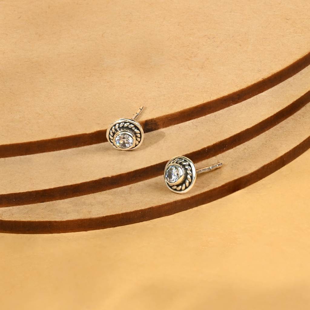Sleek Circular Stone Studs In Oxidised Silver : FTER673