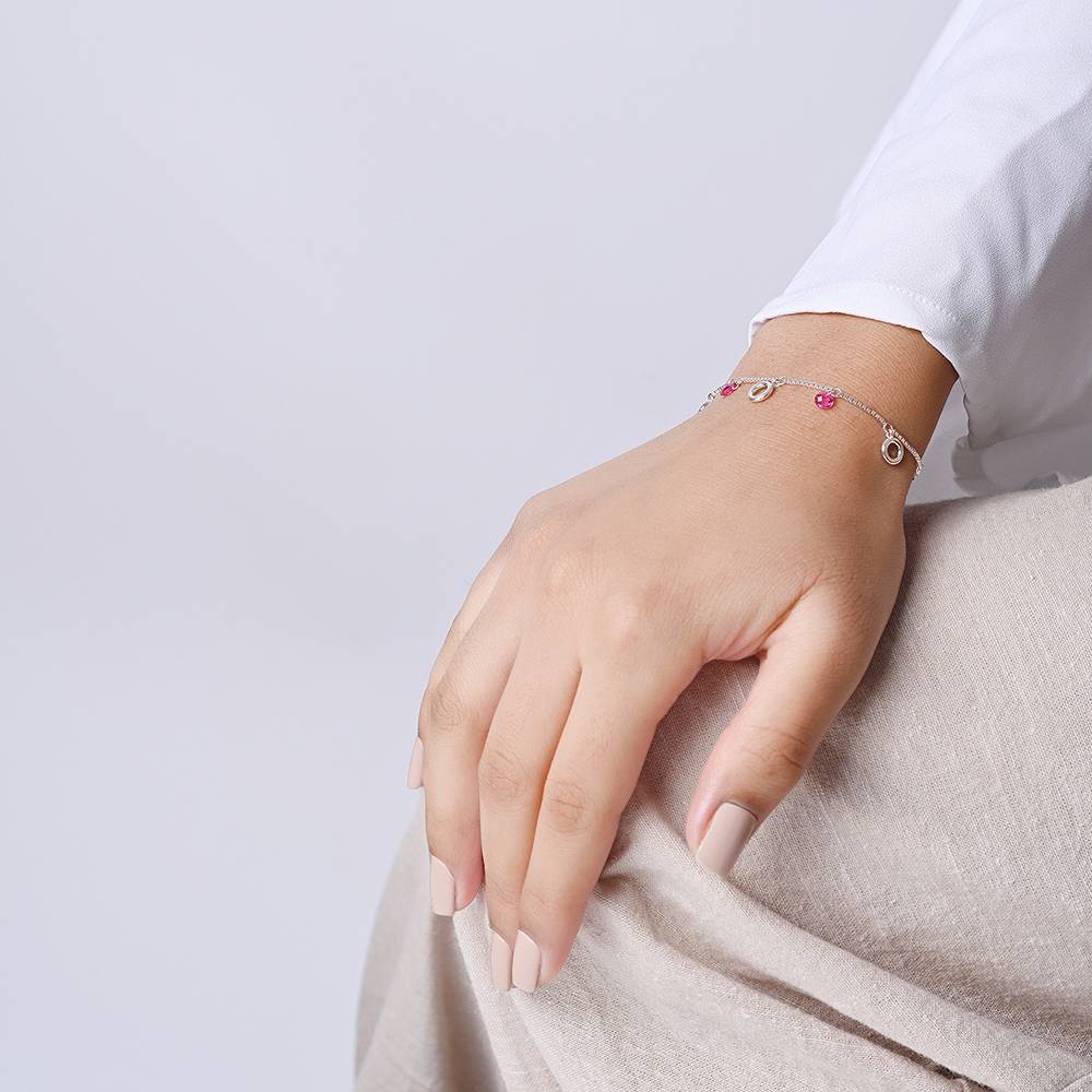 Pink Bead And Circle Charm Bracelet : FTLB783