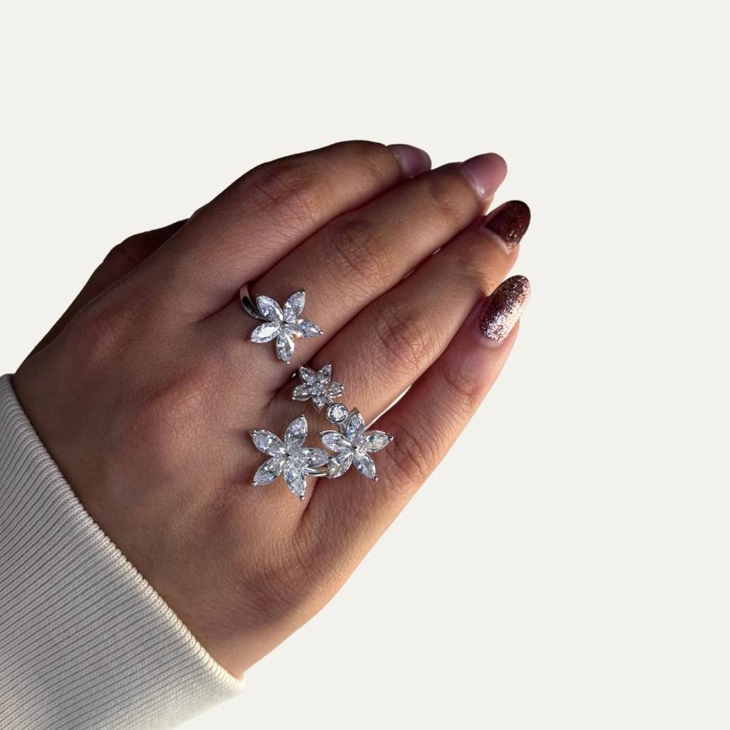 Floral Diamond Duo Ring : SFJ0924LR-052