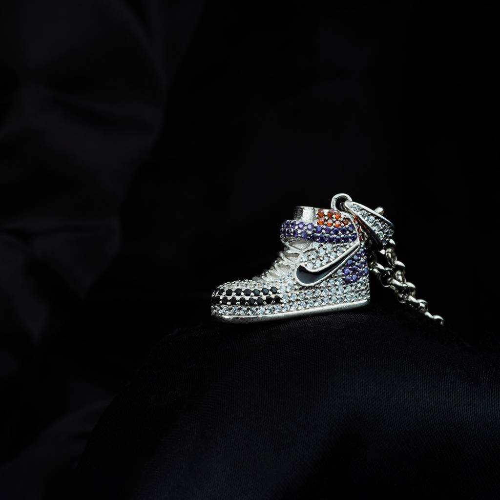Sneaker Style: Jordan Silver Chain Pendant