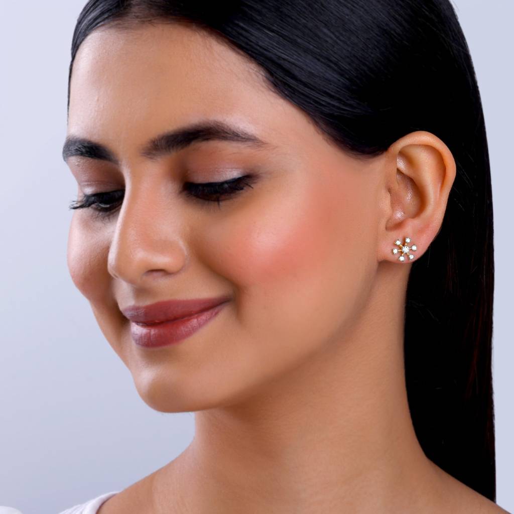 14K Gold Starburst Sparkle Diamond Earrings : GDLBBER045