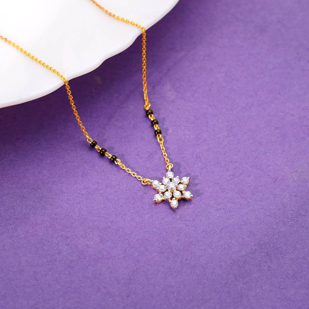18K Gold Shubh Aura Diamond Mangalsutra : GDLBBNE031