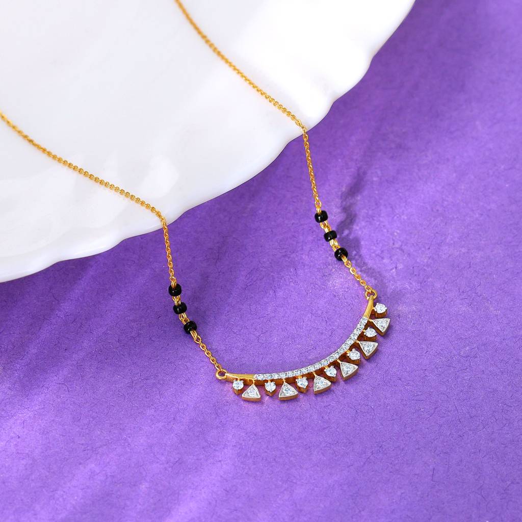 18K Gold Swarna Diamond Mangalsutra : GDLBBNE034