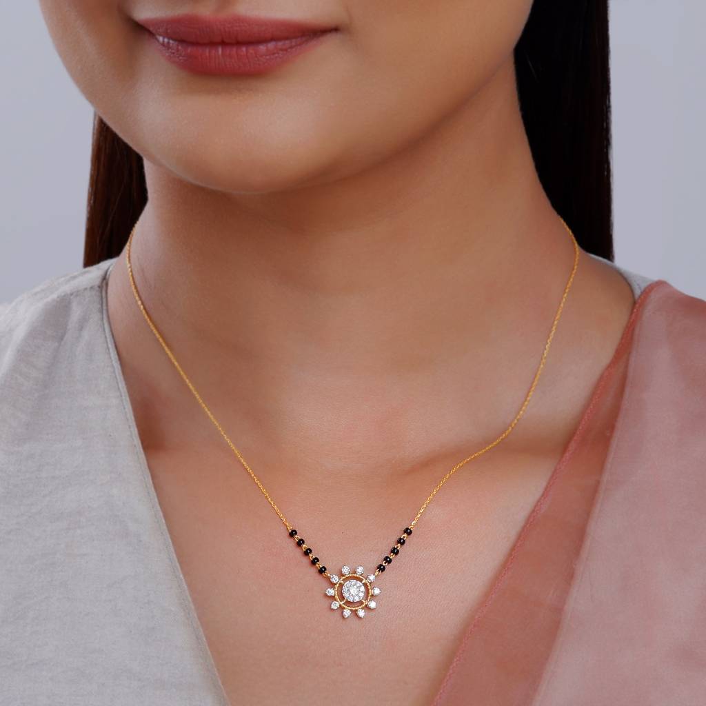 18K Gold Chandramukhi Diamond Mangalsutra : GDLBBNE036