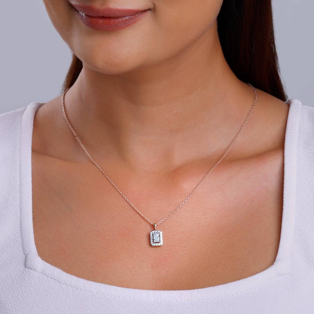 18K Rose Gold Sparkling Cuboid Diamond Pendant : GDLBBPD04