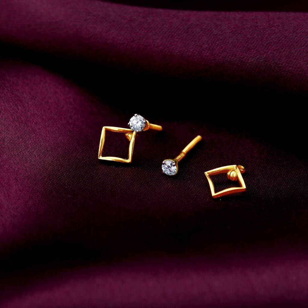 14K Gold Geometric Radiance Convertible Diamond Earrings : GDLER0102
