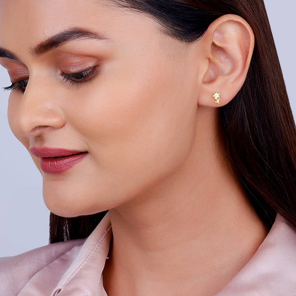 14K Gold Magnolia Diamond Earrings : GDLER0136